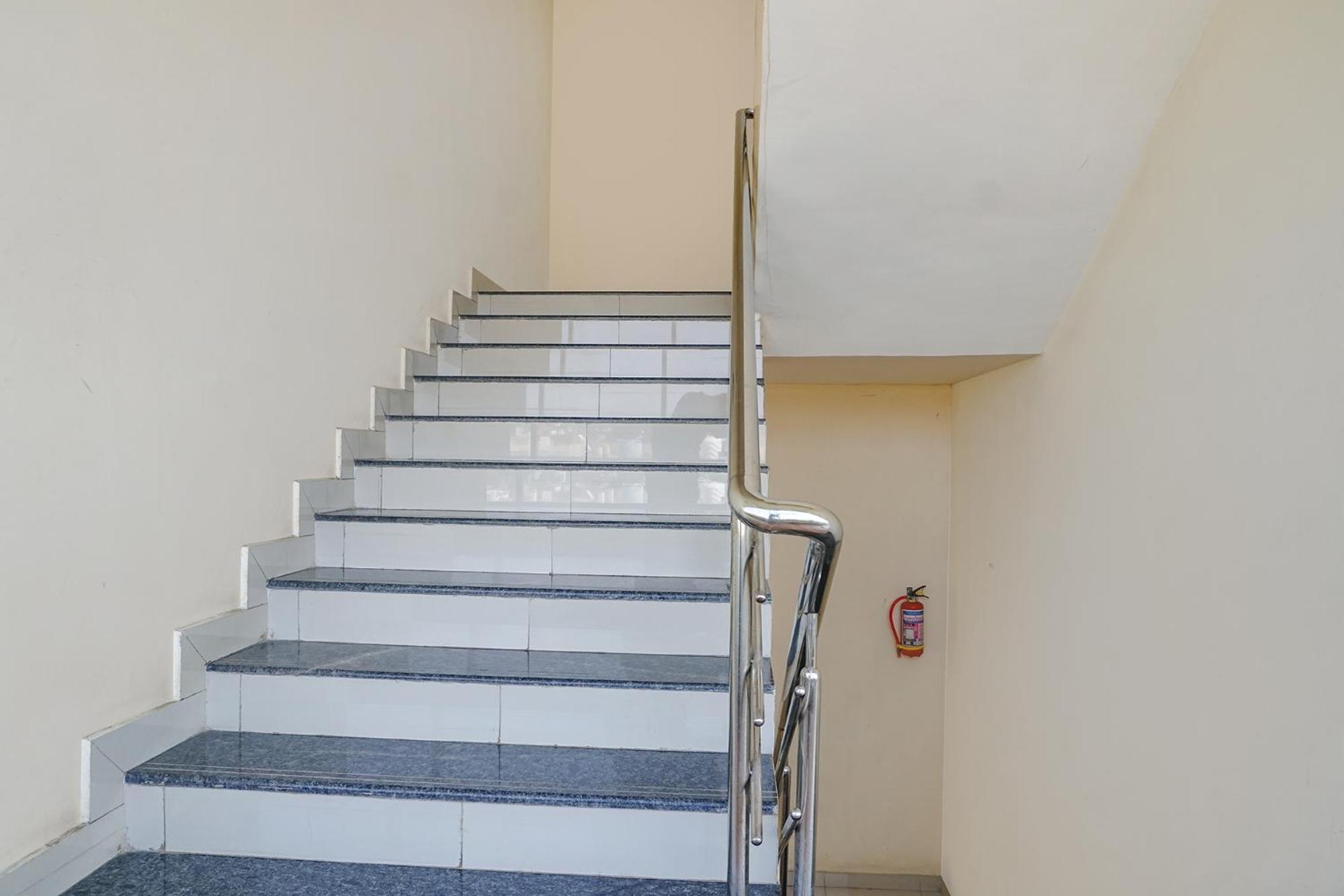 Fabexpress Vaishnav Inn Talegaon Dabhade Luaran gambar